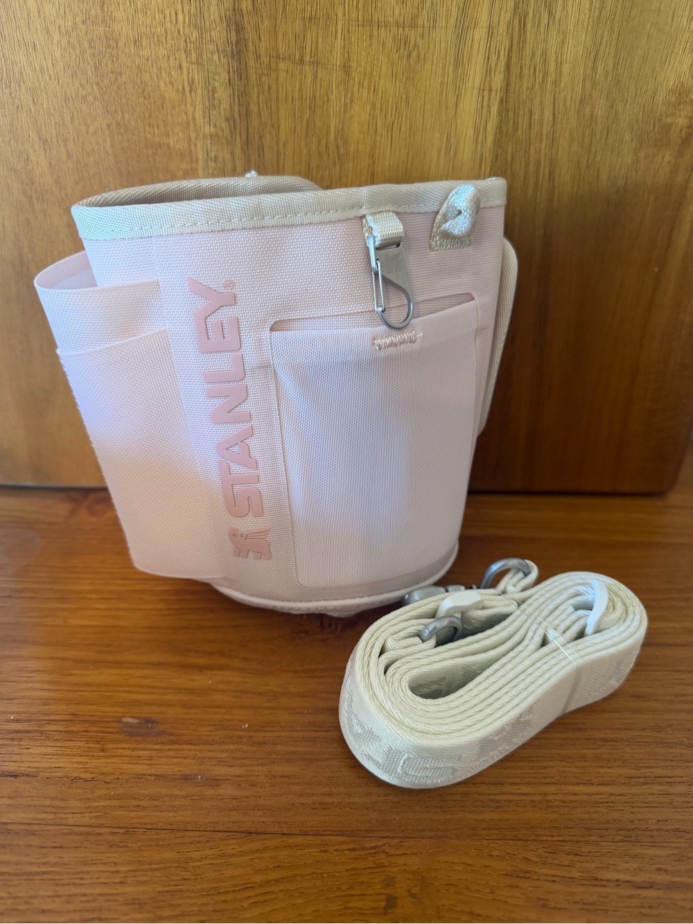 NWOT STANLEY All Day Quencher Carry All for 40 oz Tumbler with Handle - Picture 2 of 3